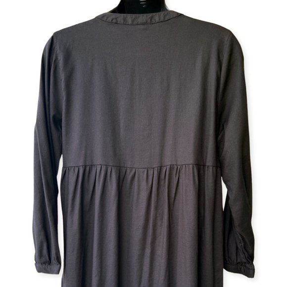 🌸 4/$50🌸 Black Lace-Up Tunic with Pleating Details - Picture 2 of 10